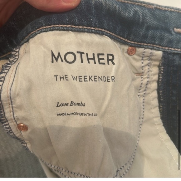 MOTHER The Weekender Jeans in Love Bombs - Picture 5 of 10